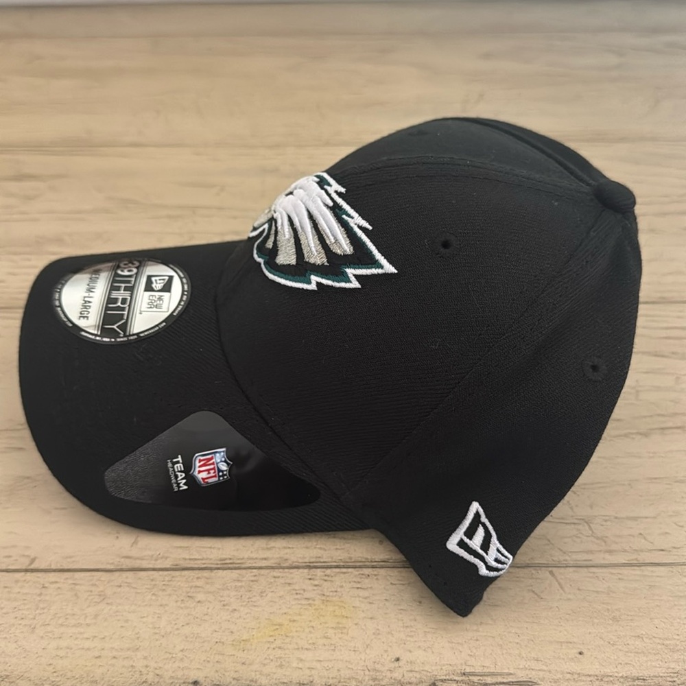 New Era 39Thirty Fitted Hat - Picture 3 of 8